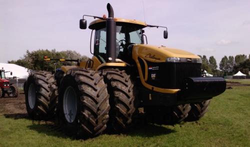 Challenger MT975  technische daten 