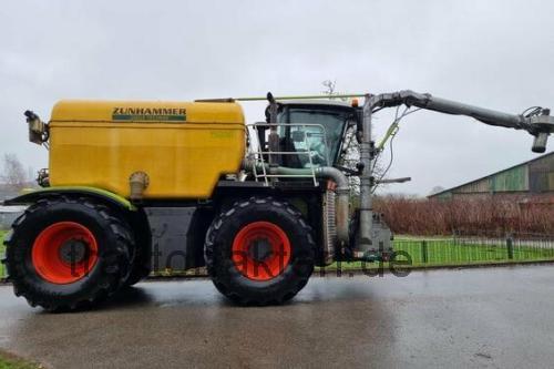 Claas Xerion 3800 Saddle Trac technische daten