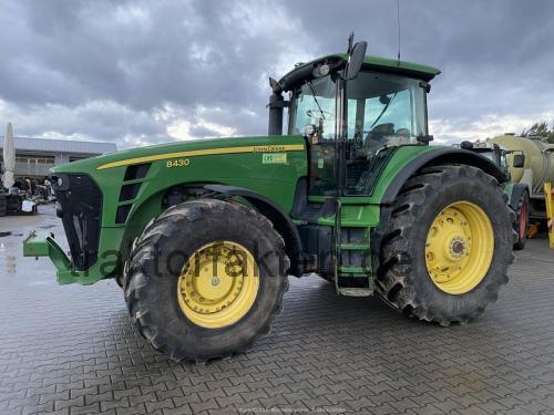 John Deere 8430  technische daten 