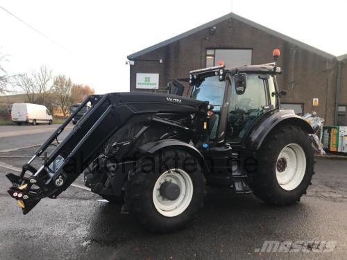 Valtra T154 Versu  technische daten 